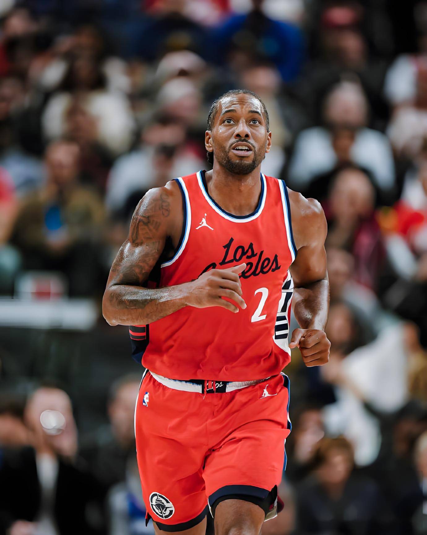 一名能在高 一名能在高