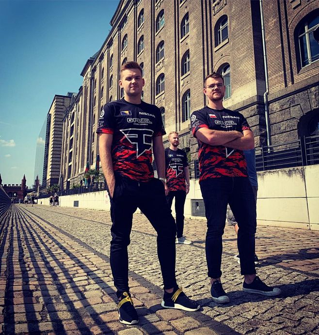 的视角重组 的视角重组